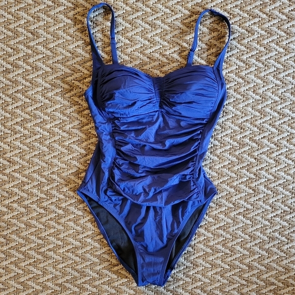 La Blanca One Piece Sweetheart Swim Suit Navy Blue Shirred Front Size 8 #LB2ZQ11 - Picture 4 of 16